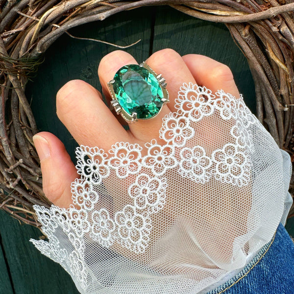 Wintergreen Amethyst Ring with Leaves and Daisy Flowers