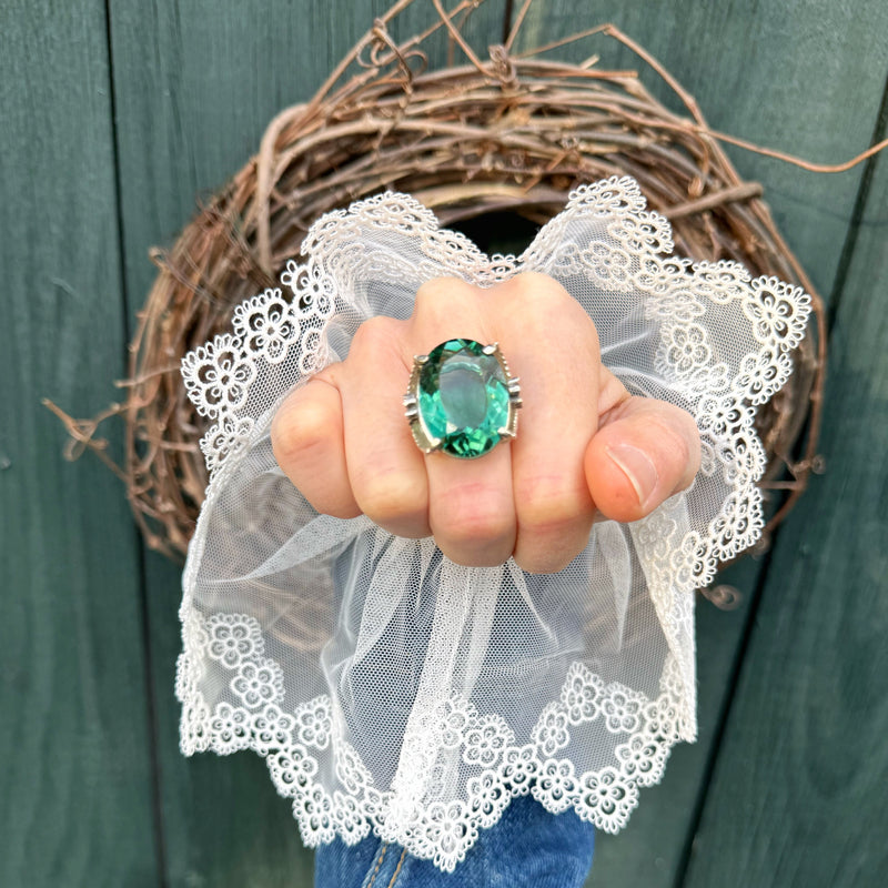 Wintergreen Amethyst Ring with Leaves and Daisy Flowers