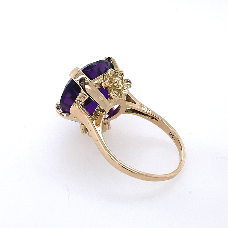 14k Gold Amethyst Ring with Daisy Flowers