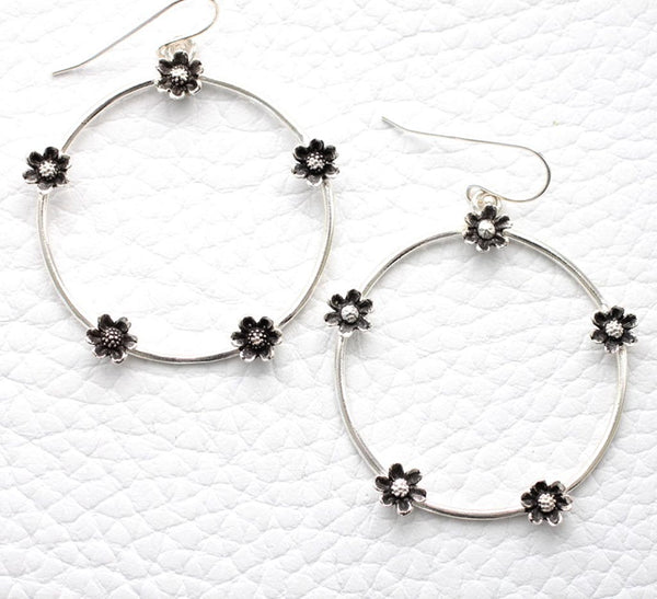 Daisy Hoop Earrings Made by Ivry Belle Jewelry / Daisy Hoop Earrings